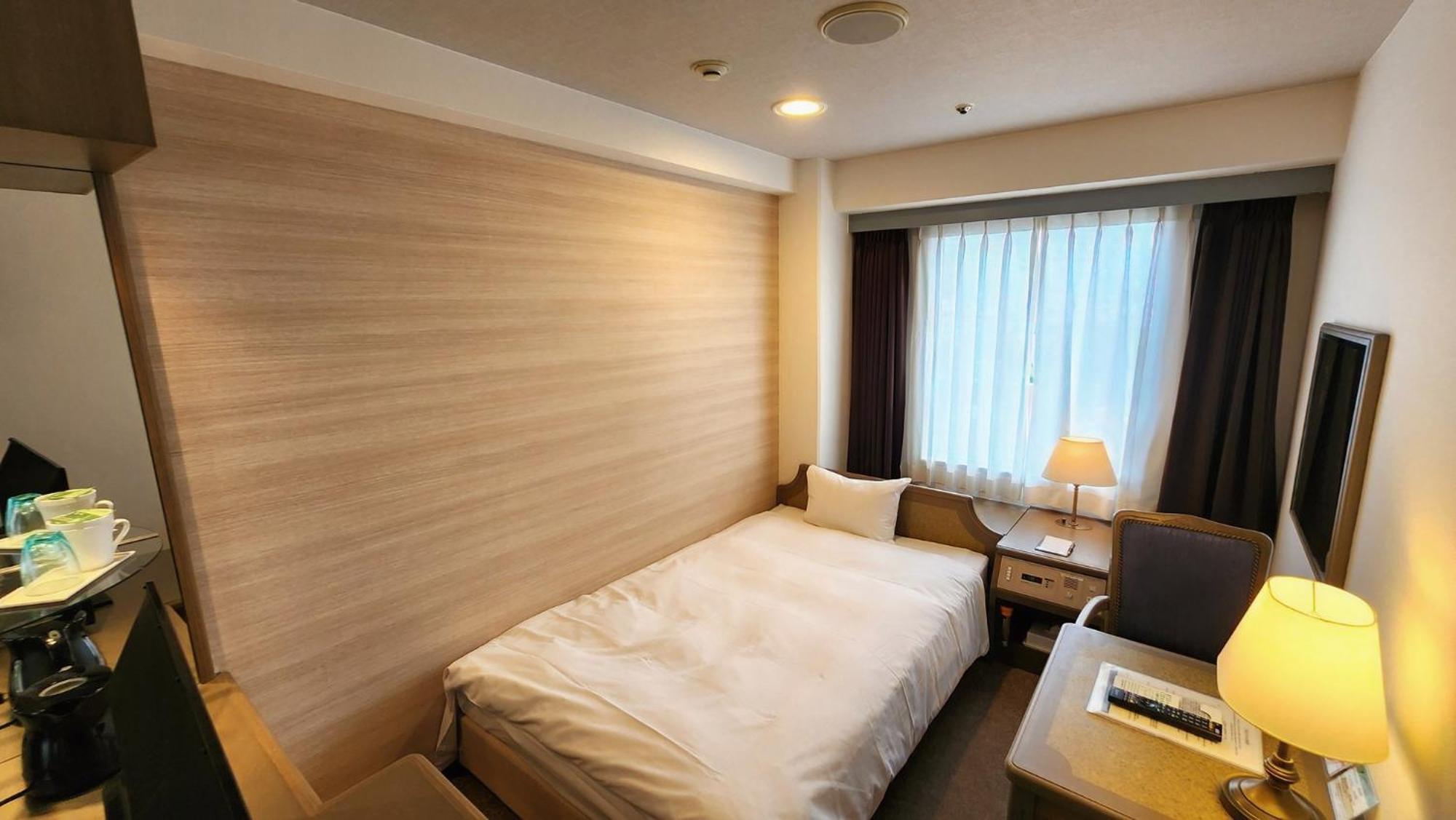 Platon Hotel Yokkaichi Exterior photo